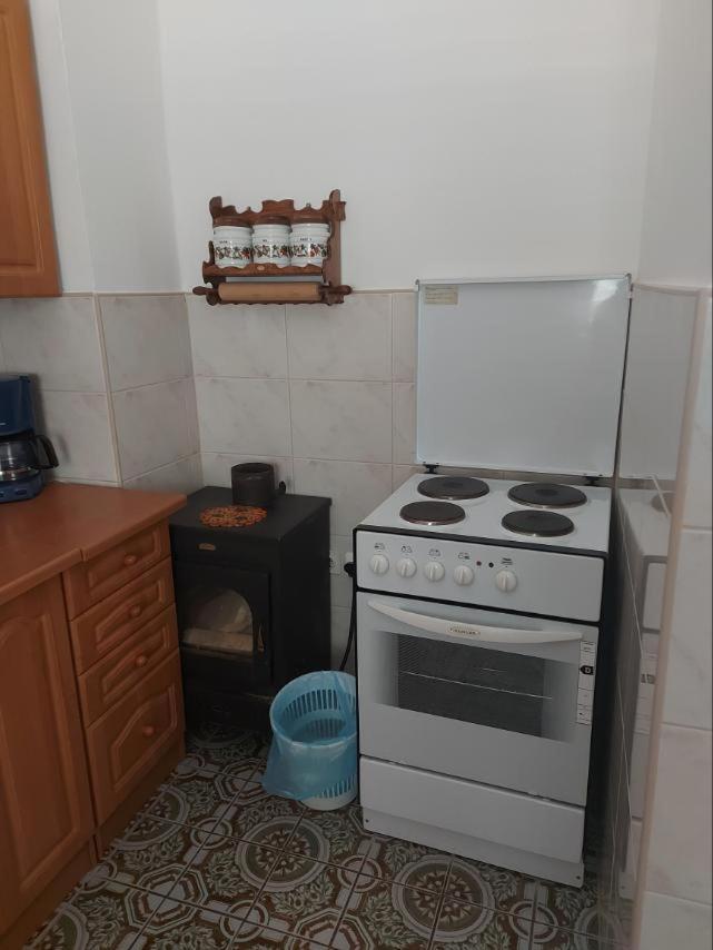 Apartmani Vesna パグ エクステリア 写真